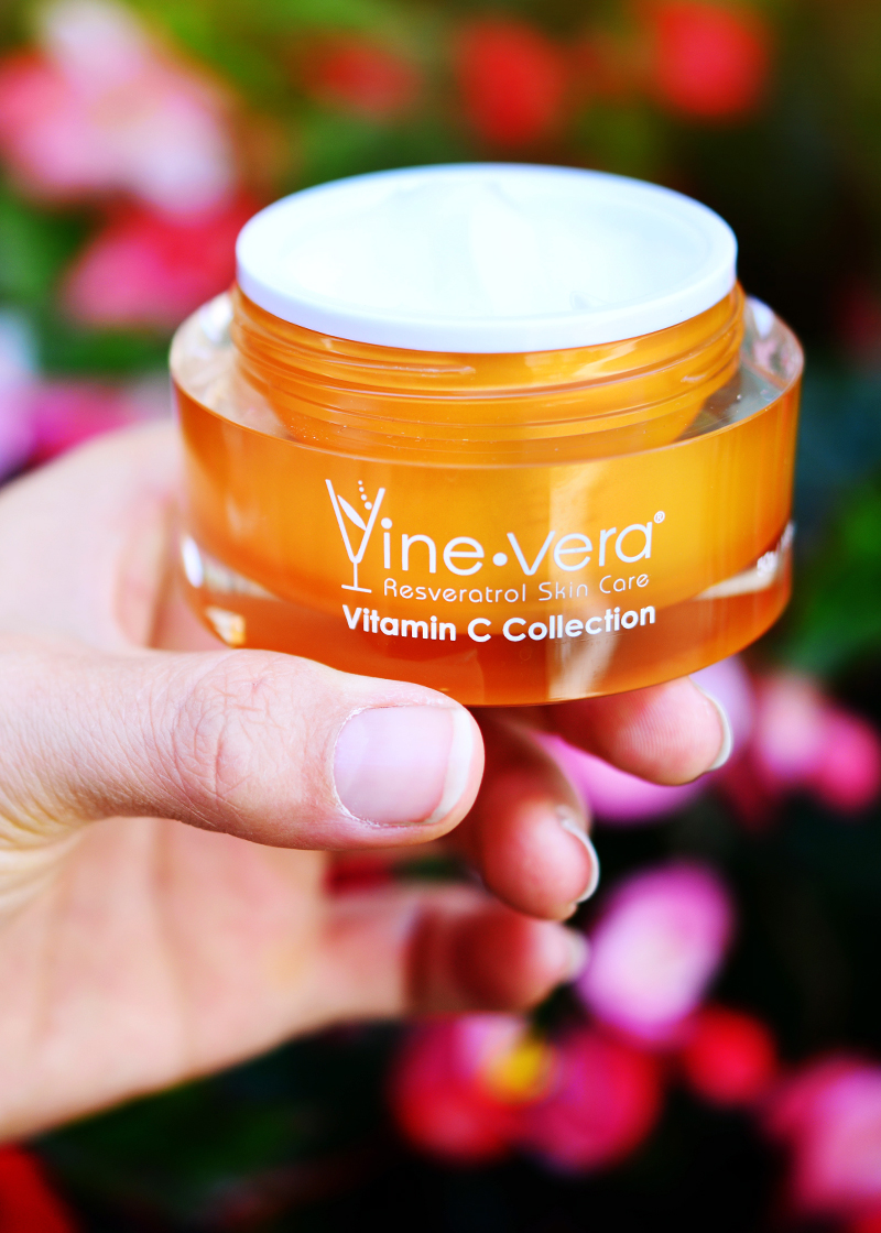 Resveratrol Vitamin C Moisturizer with a backgound